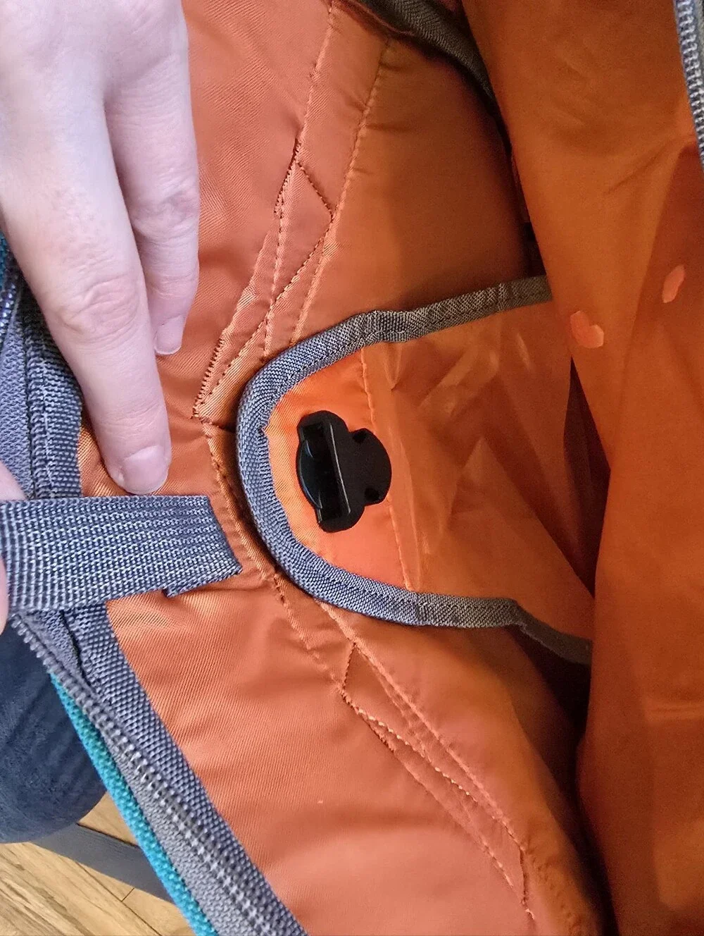Ebags Convertible Backpack Duffel Suitcase - Picture 8 of 11